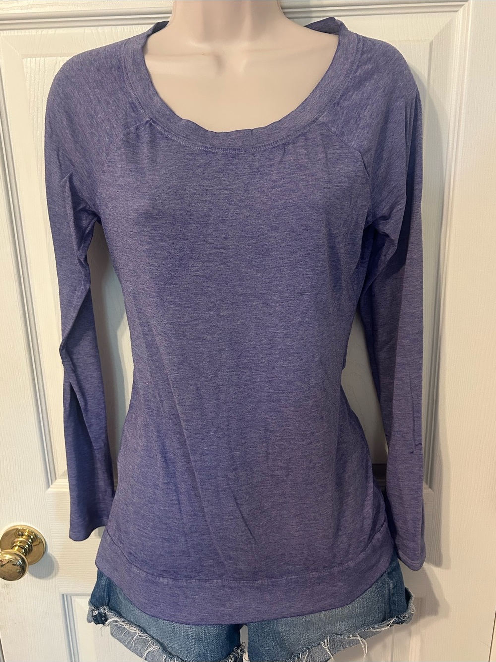 Women’s, Decree, Lavender Long Sleeve Scoop Neck Tunic Style Top, Large